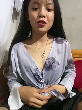 Snapshot of tenten110 chatting on February 24, 2026, 1:01 pm tenten110 online show from February 24, 2026, 1:01 pm