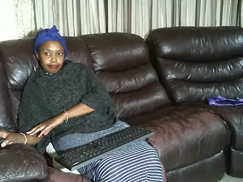 Caramel-Diva online show from March 15, 2026, 6:59 pm