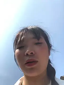 cuty lusy online show from March 30, 2026, 2:24 am