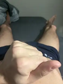 emirro21 online show from March 3, 2026, 8:05 pm