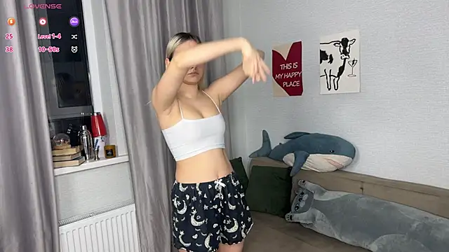 sweeety chloe online show from February 19, 2026, 4:26 pm