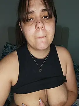 its lauu  online show from April 8, 2026, 5:20 am