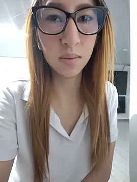 Sara Love 1 online show from May 16, 2026, 1:48 am