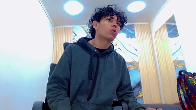 Snapshot of DaviidBuckx_ chatting on February 18, 2026, 2:09 am DaviidBuckx online show from February 18, 2026, 2:09 am