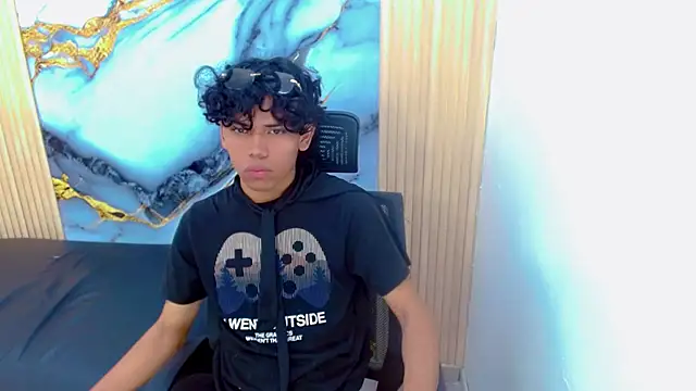 DaviidBuckx  online show from March 29, 2026, 2:02 am