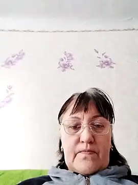 Snapshot of ViolaStar75 chatting on February 18, 2026, 7:06 am ViolaStar75 online show from February 18, 2026, 7:06 am