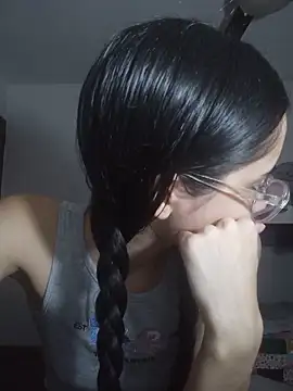 isaaabelaaa online show from March 23, 2026, 11:26 pm