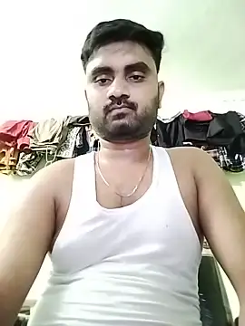 Snapshot of loyalboy_0052 chatting on June 5, 2026, 7:36 am loyalboy 0052 online show from June 5, 2026, 7:36 am