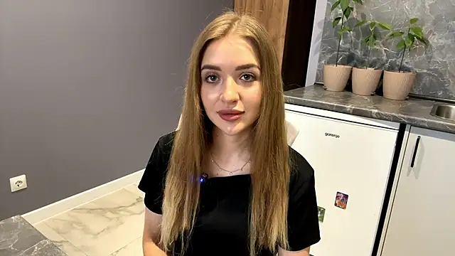 Snapshot of BeaCazin chatting on February 8, 2026, 10:57 am BeaCazin online show from February 8, 2026, 10:57 am