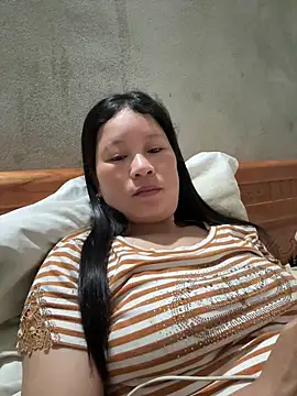 Snapshot of PTM99 chatting on February 15, 2026, 12:22 am PTM99 online show from February 15, 2026, 12:22 am