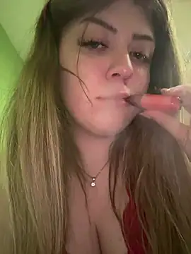 secretdoll00 online show from February 20, 2026, 8:33 pm