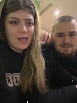 secretdoll00 online show from February 13, 2026, 10:32 pm