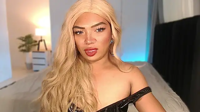 Ur Sexybuttercup69 online show from February 26, 2026, 6:46 am