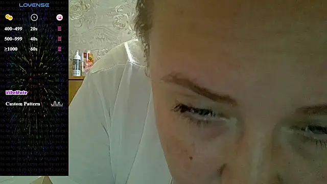 Snapshot of CurvyWild_Lady30 chatting on July 10, 2026, 11:21 am CurvyWild Lady30 online show from July 10, 2026, 11:21 am