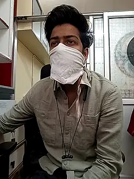 hotyboy 89 online show from February 27, 2026, 4:01 am