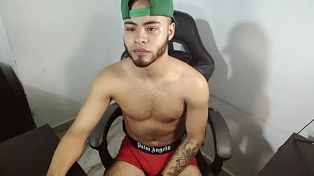 Xanderstone00 online show from February 8, 2026, 7:00 pm