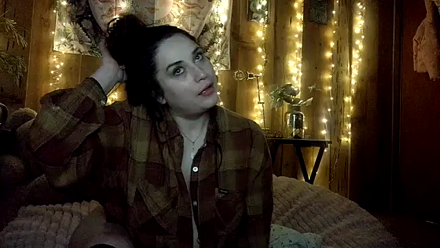 VelvetBrunetteXo online show from April 2, 2026, 10:44 am