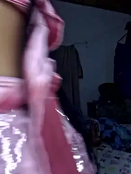 Alannys19 online show from April 19, 2026, 4:57 am