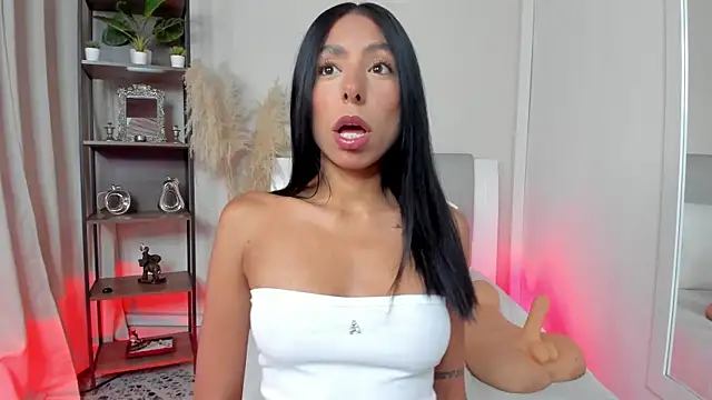 antonela-bella online show from February 11, 2026, 8:52 pm