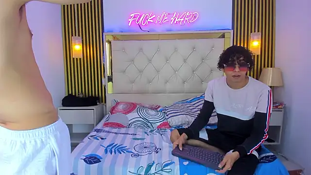 Adventurous Boys online show from March 15, 2026, 6:04 pm