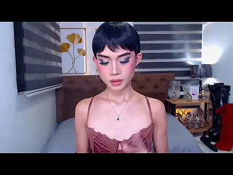 Snapshot of JuicyCockThea chatting on June 23, 2026, 2:26 pm JuicyCockThea online show from June 23, 2026, 2:26 pm