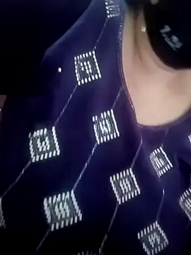 Snapshot of Simran_008 chatting on February 18, 2026, 9:50 am Simran 008 online show from February 18, 2026, 9:50 am