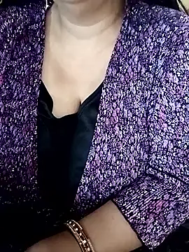 Snapshot of Simran_008 chatting on March 2, 2026, 5:08 am Simran 008 online show from March 2, 2026, 5:08 am