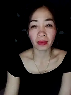 Snapshot of -Lundy- chatting on February 20, 2026, 2:19 pm -Lundy- online show from February 20, 2026, 2:19 pm