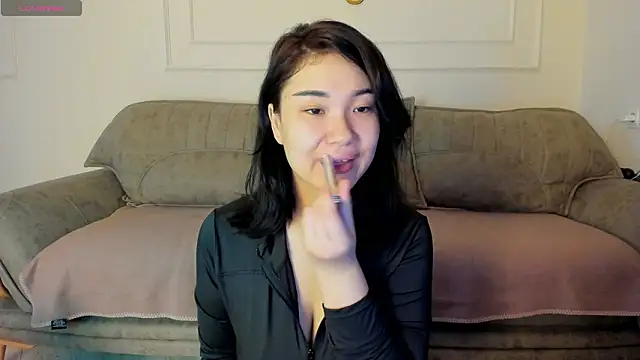 sexaxion lee online show from February 22, 2026, 7:26 pm