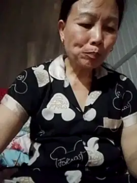 Snapshot of Kiss_love2 chatting on July 2, 2026, 7:14 am Kiss love2 online show from July 2, 2026, 7:14 am