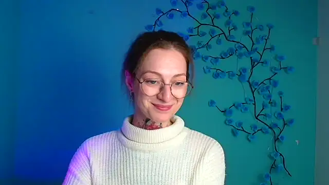 Esmi Winter online show from March 15, 2026, 12:23 pm