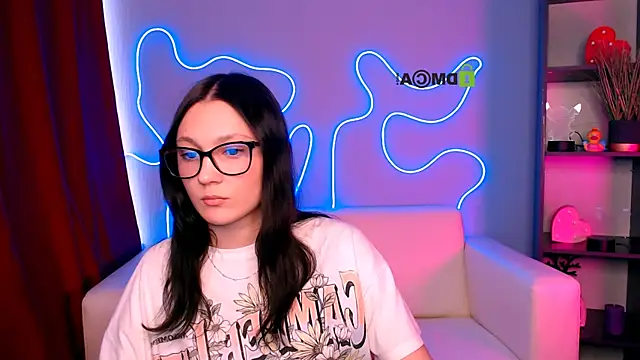 Snapshot of elani_grey chatting on February 27, 2026, 12:38 pm elani grey online show from February 27, 2026, 12:38 pm