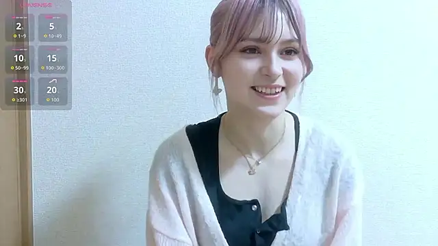 Snapshot of e_ri_ka93 chatting on May 13, 2026, 2:13 pm e ri ka93 online show from May 13, 2026, 2:13 pm