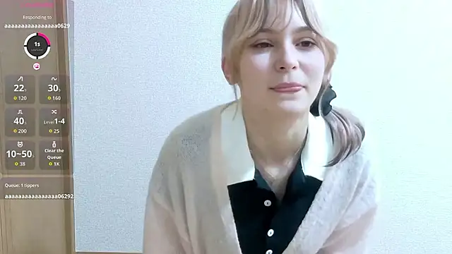 Snapshot of e_ri_ka93 chatting on May 23, 2026, 1:32 pm e ri ka93 online show from May 23, 2026, 1:32 pm