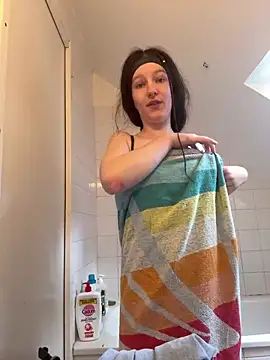 Mis-Elisa96 online show from March 3, 2026, 9:38 am