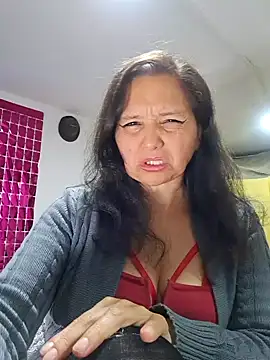 Alexamontiel  online show from April 17, 2026, 1:19 am