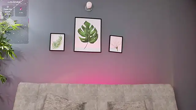 ninna cam online show from February 12, 2026, 12:38 pm