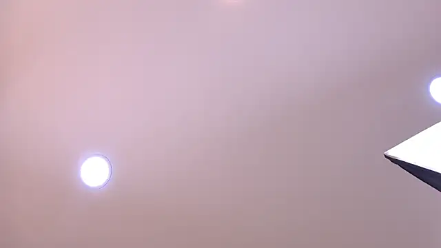 SaraLugo online show from May 20, 2026, 7:55 pm