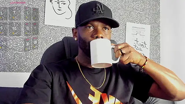 Snapshot of Mark_Vega chatting on February 27, 2026, 2:45 am Mark Vega online show from February 27, 2026, 2:45 am