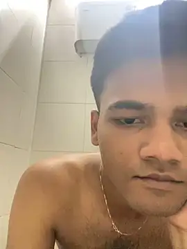 Snapshot of Dazzling_dude chatting on February 23, 2026, 6:19 pm Dazzling dude online show from February 23, 2026, 6:19 pm