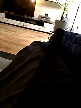 Snapshot of Demik71 chatting on February 11, 2026, 7:25 pm Demik71 online show from February 11, 2026, 7:25 pm