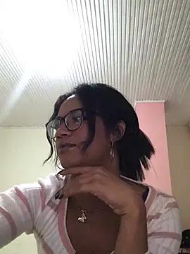 Snapshot of horny_brii chatting on April 27, 2026, 12:30 am horny brii online show from April 27, 2026, 12:30 am