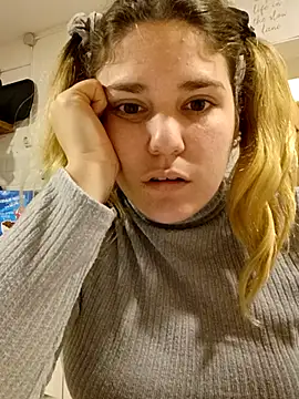 Dulcexpecado online show from March 2, 2026, 10:49 pm