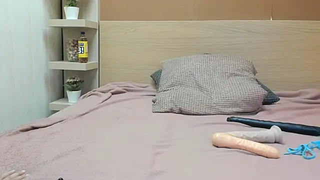 PinkyTwerkyX online show from October 11, 2025, 5:19 am