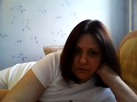 LockyCharm111 online show from June 11, 2026, 4:59 pm