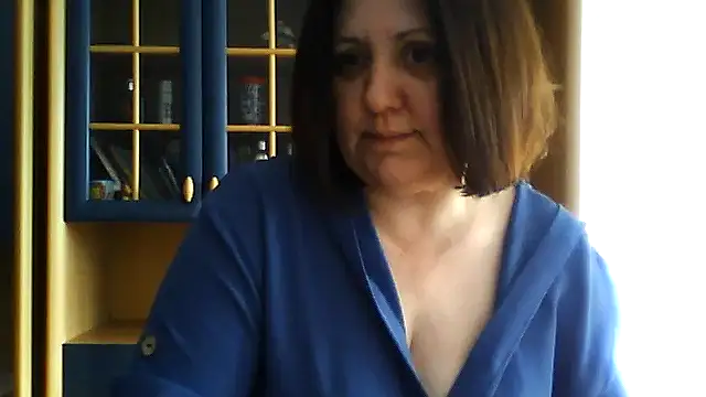 Snapshot of LockyCharm111 chatting on March 3, 2026, 1:07 pm LockyCharm111 online show from March 3, 2026, 1:07 pm