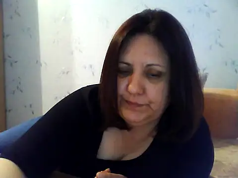Snapshot of LockyCharm111 chatting on June 9, 2026, 6:09 pm LockyCharm111 online show from June 9, 2026, 6:09 pm