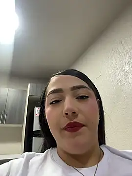 Snapshot of Hannah-Prada chatting on May 1, 2026, 11:37 am Hannah-Prada online show from May 1, 2026, 11:37 am
