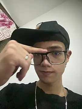 Santi Princex online show from February 28, 2026, 2:33 am