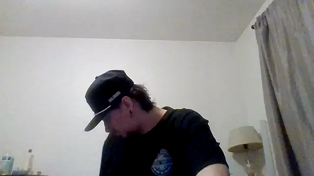 Snapshot of Tallhungandcloudy chatting on February 10, 2026, 4:11 am Tallhungandcloudy online show from February 10, 2026, 4:11 am